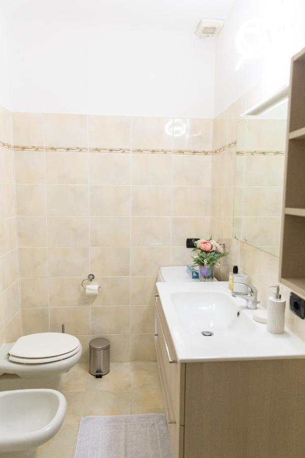 شقة Sweet House Corso Genova ميلان المظهر الخارجي الصورة