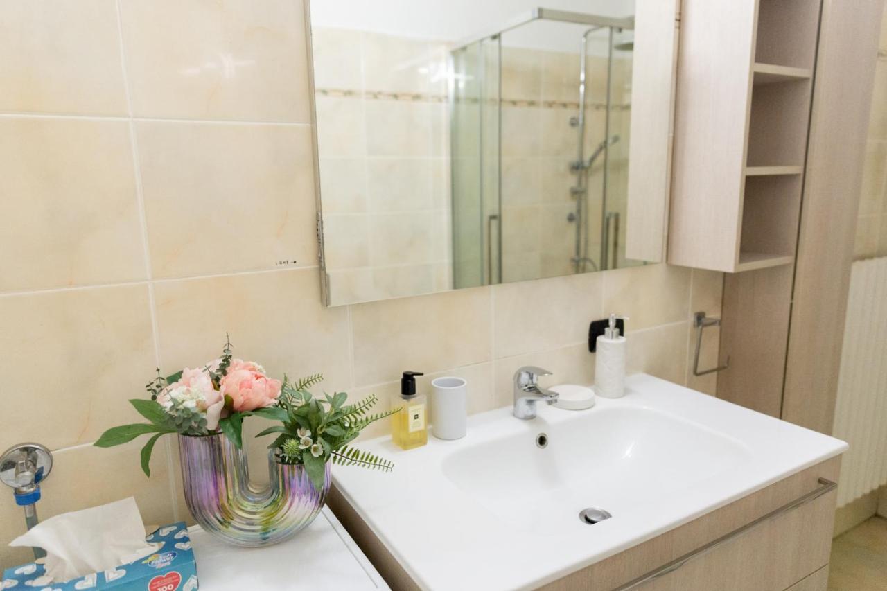 شقة Sweet House Corso Genova ميلان المظهر الخارجي الصورة